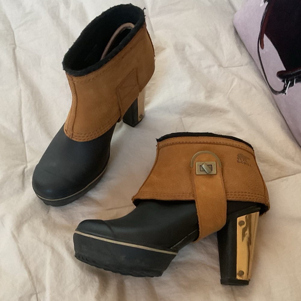 Sorel Medina II Boots, 7.5 - Picture 9 of 11